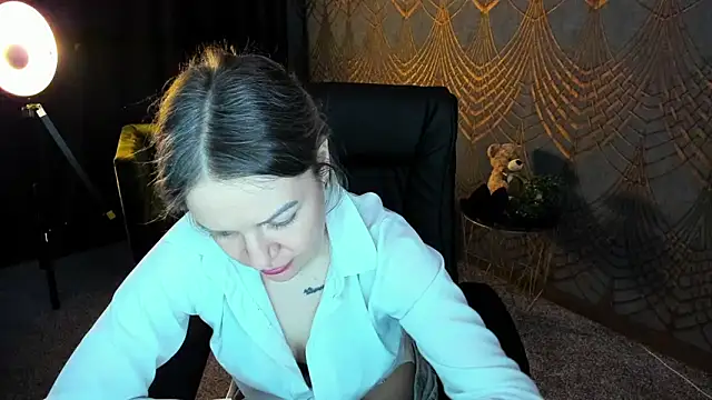 Anna Snows online show from April 1, 1:41 pm