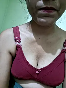 Snapshot of Telugu___Sexygirl___Naidu chatting on April 19, 8:46 am Telugu Sexygirl Naidu online show from April 19, 8:46 am