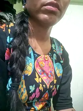 Snapshot of Telugu___Sexygirl___Naidu chatting on June 9, 6:14 am Telugu Sexygirl Naidu online show from June 9, 6:14 am