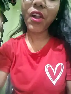 Snapshot of Telugu___Sexygirl___Naidu chatting on June 20, 4:48 am Telugu Sexygirl Naidu online show from June 20, 4:48 am