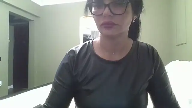Ella sweety00 online show from June 10, 6:51 pm