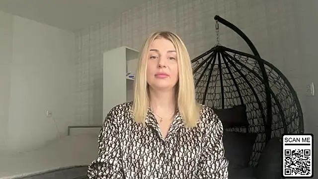 Blondie xoxoxo online show from March 25, 11:05 am