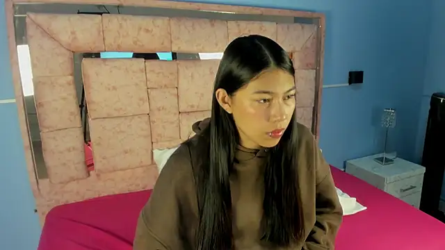 LICKY LOV online show from October 16, 3:18 am