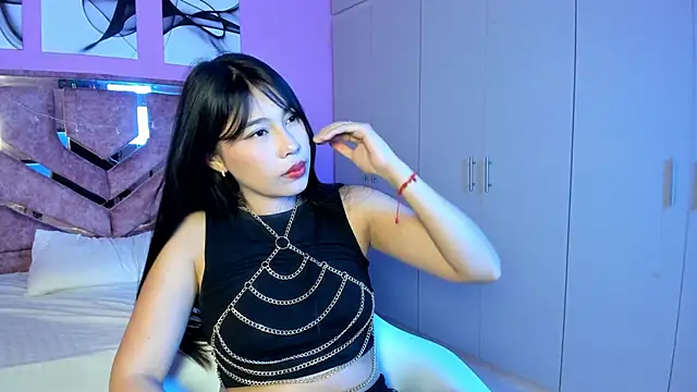 LICKY LOV online show from January 5, 5:27 pm