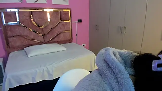 LICKY LOV online show from January 16, 12:20 pm