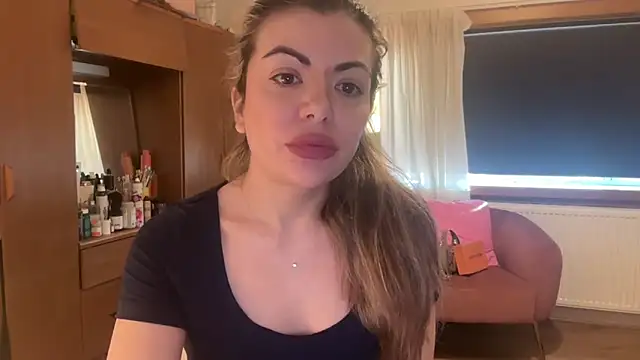 princess17 online show from March 6, 4:36 pm