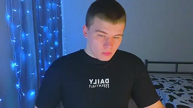 Snapshot of kittenmurr chatting on November 27, 4:25 am kittenmurr online show from November 27, 4:25 am