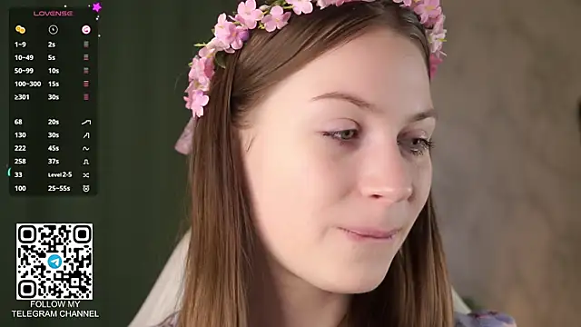 Snapshot of Stella_of_steel chatting on October 29, 11:34 am Stella of steel online show from October 29, 11:34 am