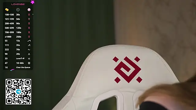 Snapshot of Stella_of_steel chatting on November 14, 12:15 pm Stella of steel online show from November 14, 12:15 pm