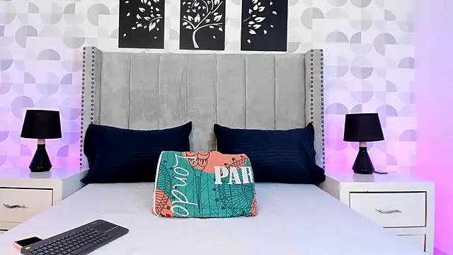 natasha moreno online show from March 4, 12:33 pm