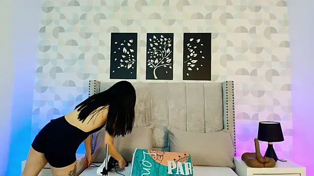 Snapshot of natasha_moreno chatting on June 2, 1:02 pm natasha moreno online show from June 2, 1:02 pm