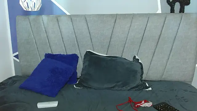 Snapshot of NatiHoran chatting on March 8, 2:04 am NatiHoran online show from March 8, 2:04 am