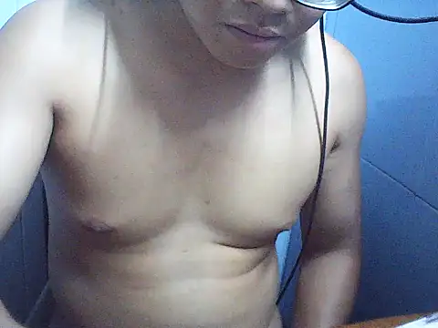 Snapshot of ANonngDan79 chatting on December 16, 4:01 pm ANonngDan79 online show from December 16, 4:01 pm