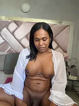 Ashleyroberst online show from July 28, 4:39 pm