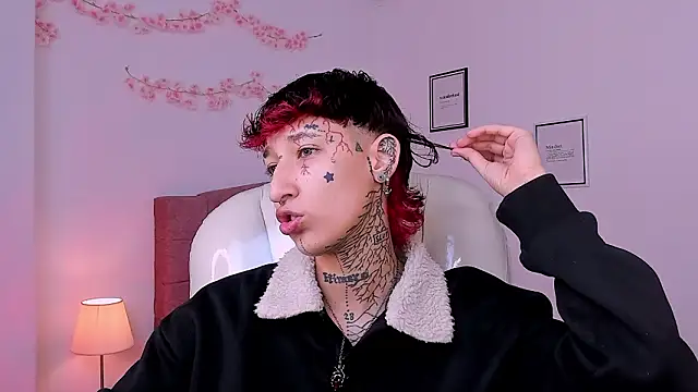 Luci Rose online show from March 10, 4:12 pm