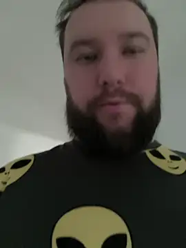 Snapshot of Ole_Plus chatting on December 16, 10:09 am Ole Plus online show from December 16, 10:09 am