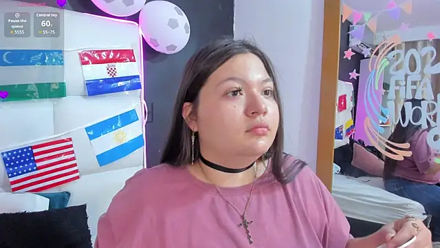 Snapshot of Tessa_Sinclaire chatting on June 23, 8:07 pm Tessa Sinclaire online show from June 23, 8:07 pm