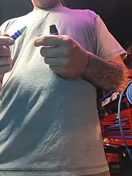 twistafatpipe online show from October 11, 7:29 am