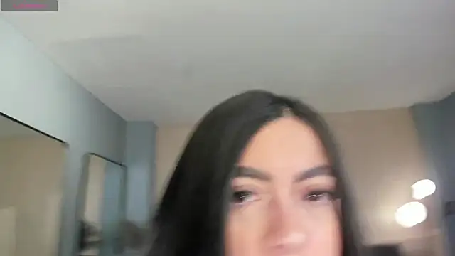 Snapshot of NataliaGaret chatting on January 6, 1:42 am NataliaGaret online show from January 6, 1:42 am