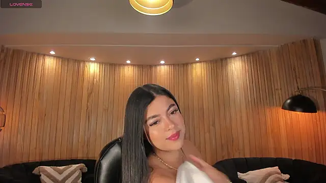 Snapshot of NataliaGaret chatting on January 19, 4:49 am NataliaGaret online show from January 19, 4:49 am