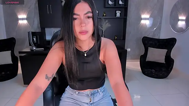 Snapshot of NataliaGaret chatting on February 20, 3:14 am NataliaGaret online show from February 20, 3:14 am