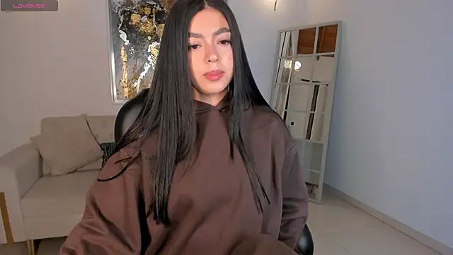 Snapshot of NataliaGaret chatting on February 24, 2:31 am NataliaGaret online show from February 24, 2:31 am