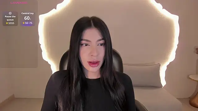 MaddisonTaylor1 online show from August 3, 6:00 pm