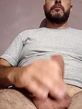 Snapshot of danmep8387 chatting on March 12, 2:07 am danmep8387 online show from March 12, 2:07 am