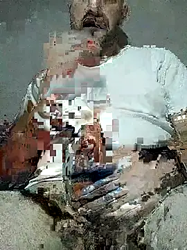 Snapshot of danmep8387 chatting on August 5, 1:41 am danmep8387 online show from August 5, 1:41 am