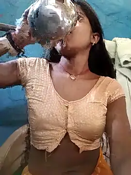 Snapshot of Harini_Gautam chatting on October 15, 3:06 am Harini Gautam online show from October 15, 3:06 am