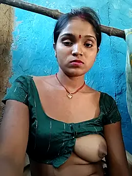 Snapshot of Harini_Gautam chatting on May 6, 5:57 am Harini Gautam online show from May 6, 5:57 am