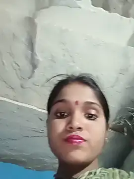 Snapshot of Harini_Gautam chatting on May 28, 4:48 pm Harini Gautam online show from May 28, 4:48 pm