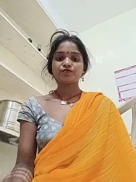 Snapshot of Harini_Gautam chatting on July 28, 9:14 pm Harini Gautam online show from July 28, 9:14 pm
