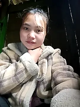 EllyBaby20 online show from May 3, 2:06 am