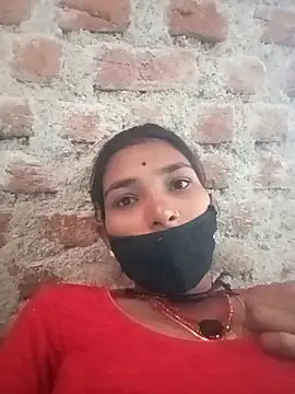 Snapshot of Chandni_Love143 chatting on December 16, 9:25 am Chandni Love143 online show from December 16, 9:25 am