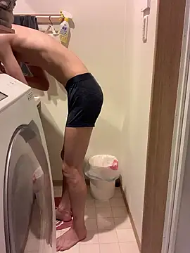 Snapshot of aki_2727 chatting on October 9, 1:14 am aki 2727 online show from October 9, 1:14 am