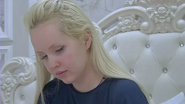 Snapshot of EllieFrosty_ chatting on May 24, 3:50 pm EllieFrosty online show from May 24, 3:50 pm