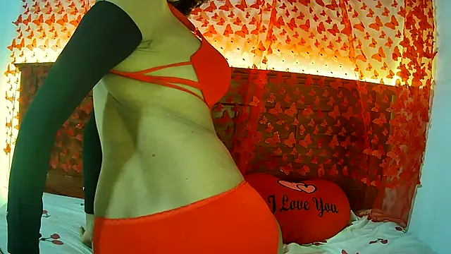 Snapshot of Minu_Cam chatting on October 4, 5:00 pm Minu Cam online show from October 4, 5:00 pm