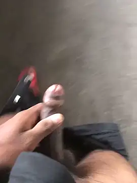 kavi1q1 online show from October 15, 1:06 am