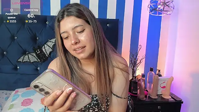 Snapshot of valeria_rouse28 chatting on November 2, 6:32 pm valeria rouse28 online show from November 2, 6:32 pm