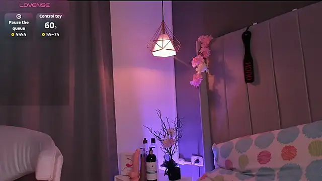 Snapshot of valeria_rouse28 chatting on November 12, 11:47 pm valeria rouse28 online show from November 12, 11:47 pm