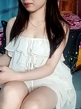 Snapshot of BeMeo003 chatting on October 20, 6:25 am BeMeo003 online show from October 20, 6:25 am