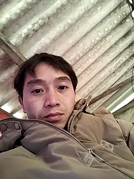 Snapshot of Boytasexy chatting on December 15, 6:17 am Boytasexy online show from December 15, 6:17 am