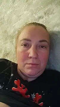 Snapshot of Kiss_Eva chatting on December 11, 6:52 pm Kiss Eva online show from December 11, 6:52 pm