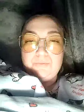 Snapshot of Kiss_Eva chatting on January 29, 12:33 am Kiss Eva online show from January 29, 12:33 am