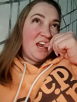 Snapshot of Kiss_Eva chatting on February 21, 3:32 pm Kiss Eva online show from February 21, 3:32 pm