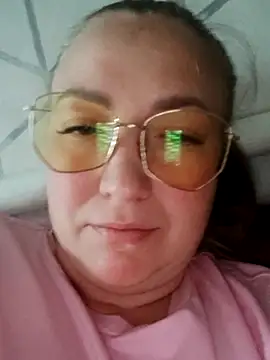 Snapshot of Kiss_Eva chatting on October 1, 12:33 pm Kiss Eva online show from October 1, 12:33 pm