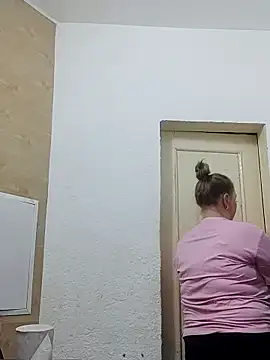 Snapshot of Kiss_Eva chatting on November 4, 5:34 pm Kiss Eva online show from November 4, 5:34 pm