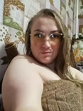 Snapshot of Kiss_Eva chatting on November 25, 9:04 pm Kiss Eva online show from November 25, 9:04 pm