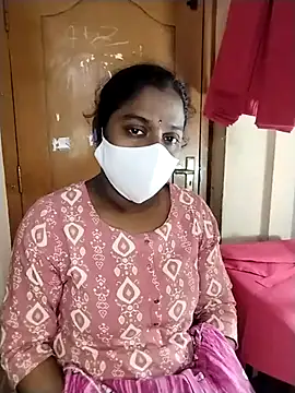 Snapshot of Megha_21 chatting on November 18, 7:02 am Megha 21 online show from November 18, 7:02 am